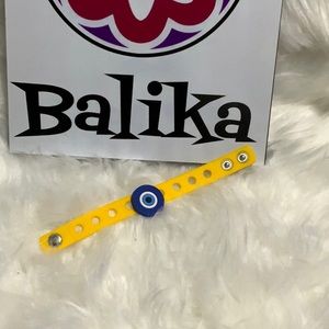 🆕🧿 Yellow 💛 Silicone Bracelet Wristband with 👿 🧿 evil eye charm.